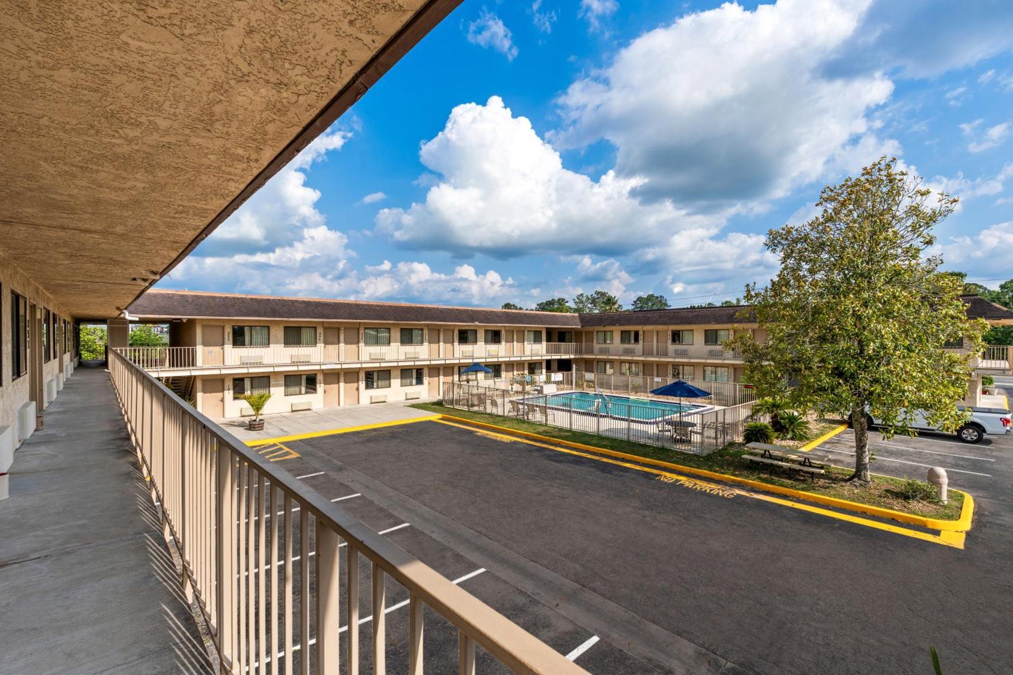 Americas Best Value Inn - Lake City Exterior foto
