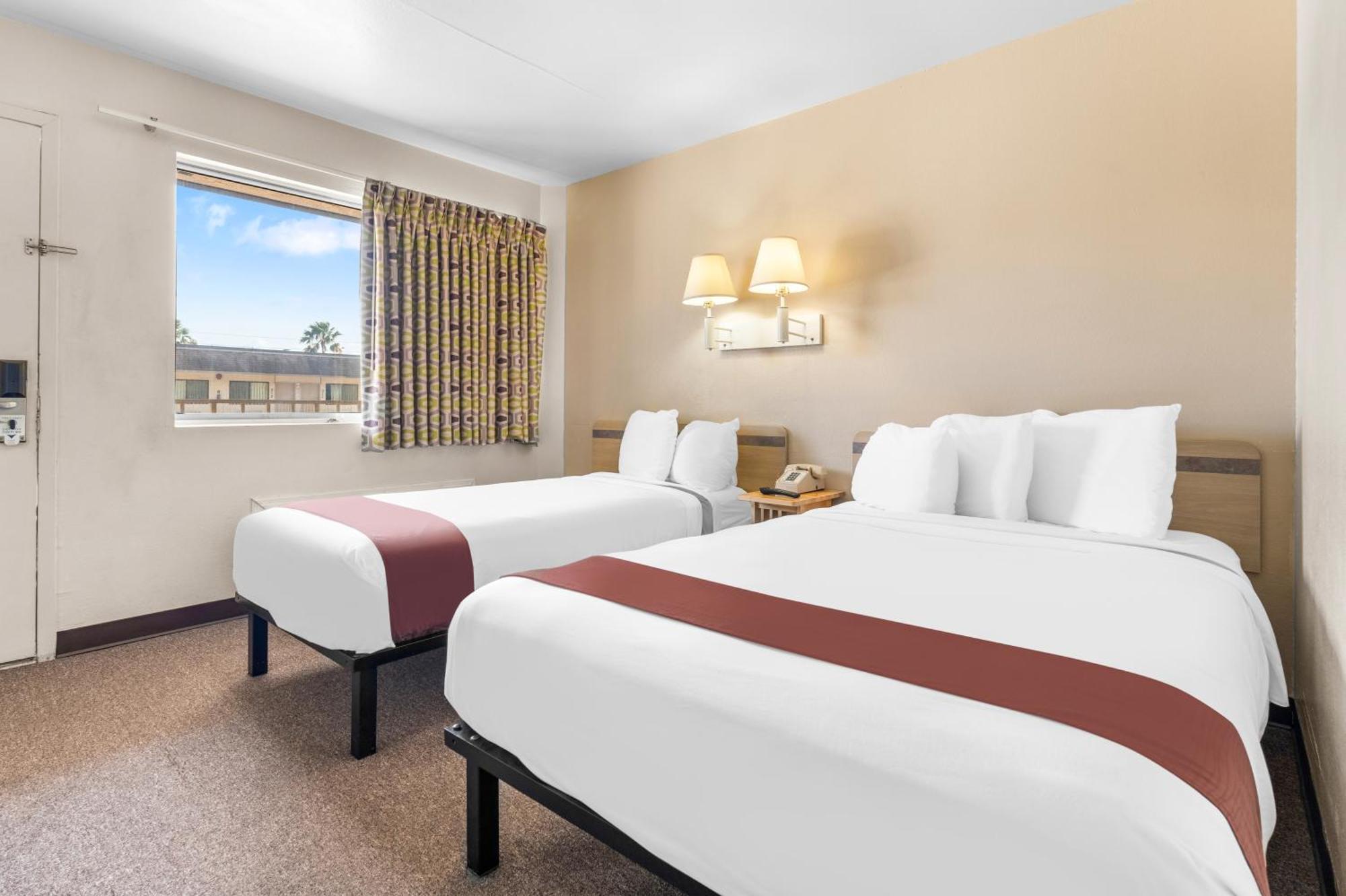 Americas Best Value Inn - Lake City Exterior foto